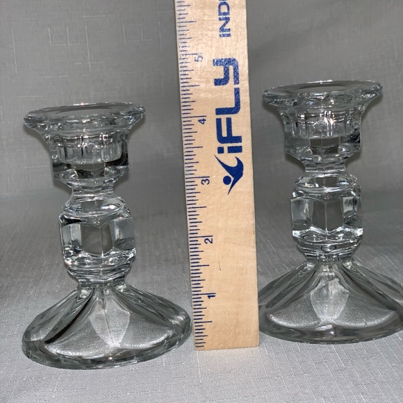 VINTAGE 2PCS Antique Crystal Clear Glass Candlestick Candle Holder Home Decor - Picture 6 of 10